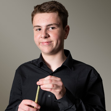 Оливер Сайкс